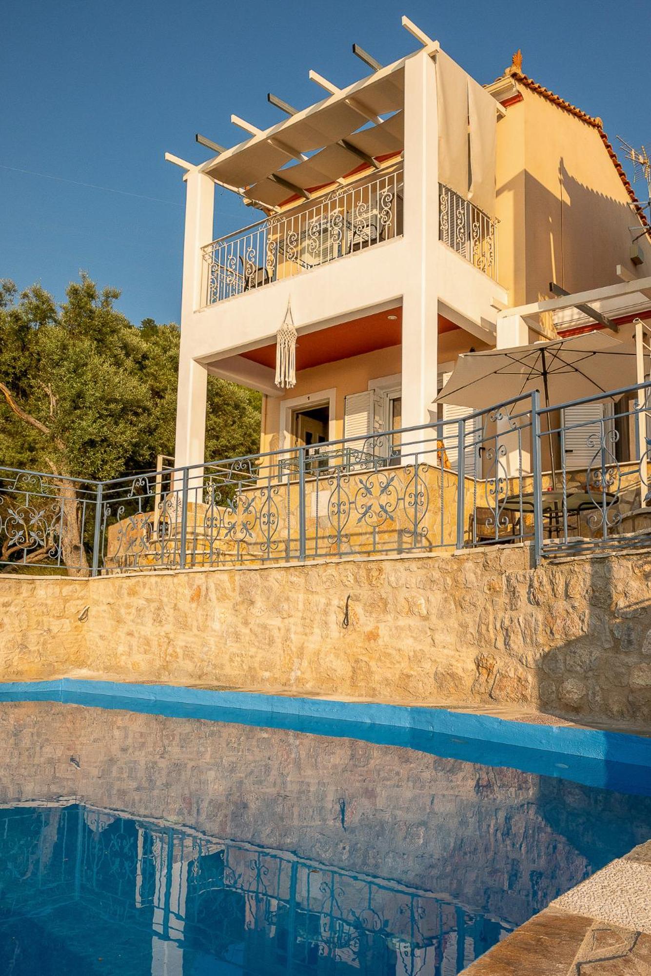 Sun And Stone Villa