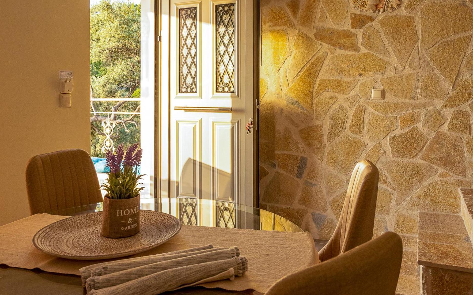Villa Sun And Stone *